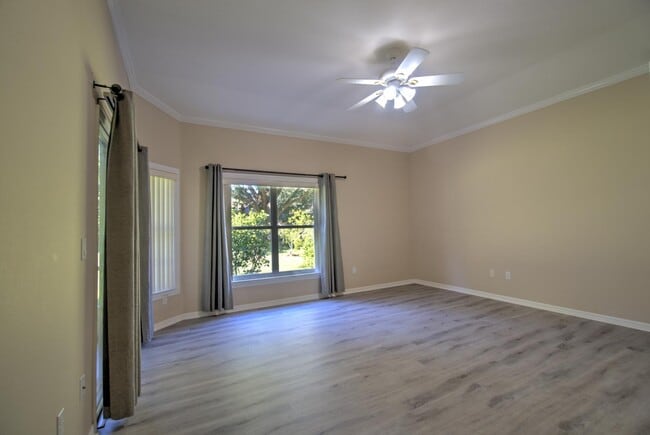 Building Photo - 1577 Cherry Ridge Dr