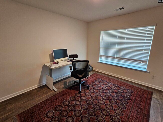 Building Photo - 152 Woodmere Dr