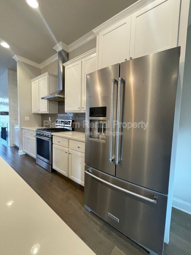 Building Photo - 1236 Stone Castle Cir