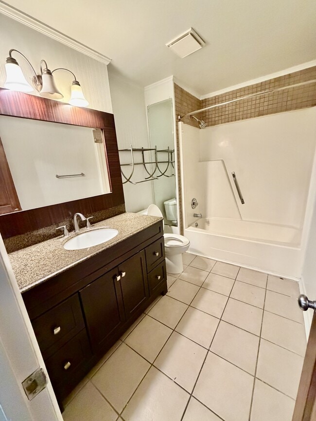 Building Photo - 4115 Little River Rd