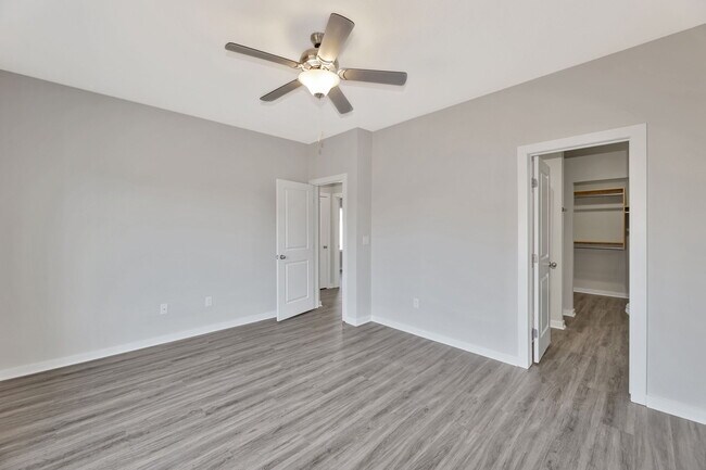 Building Photo - 13432 Haskell Ct