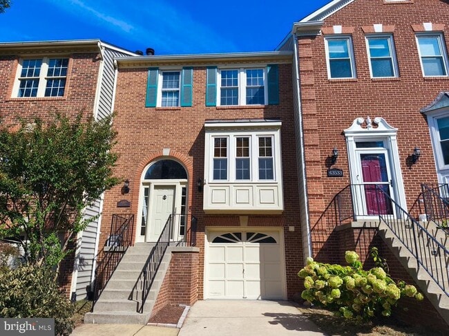 Building Photo - 43535 Postrail Square