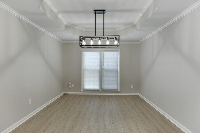 Building Photo - 5570 Cannonero Dr