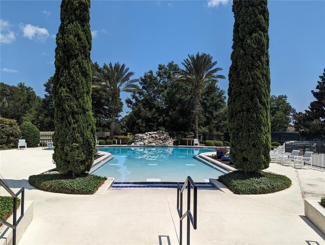 Building Photo - 8608 SW 77th Ave