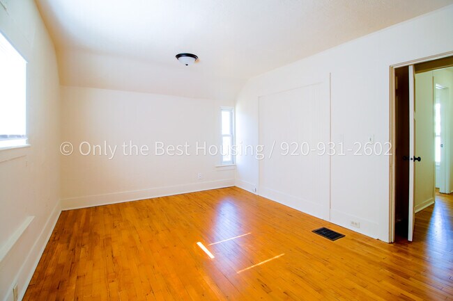 Building Photo - 728 Franklin St