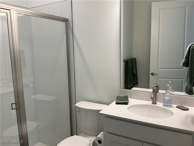 Building Photo - 24840 Marina Del Ray Dr