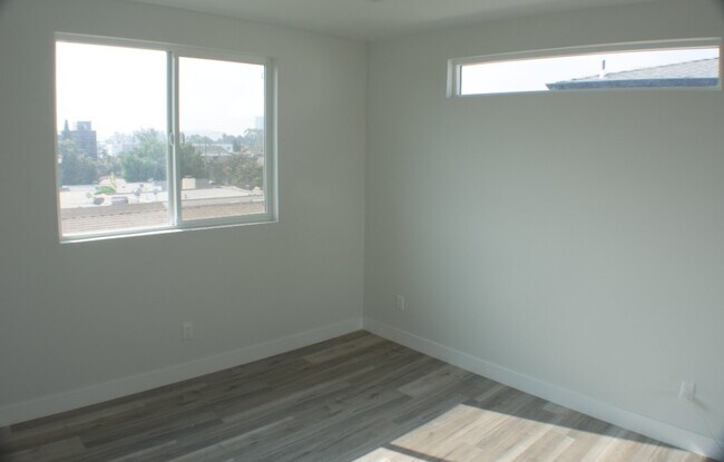 1st Bedroom - 2106 Hauser Blvd