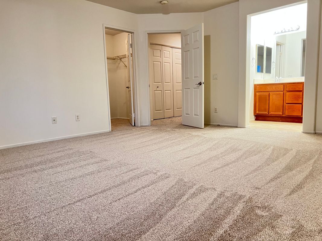 Building Photo - 19178 White Dove Ln