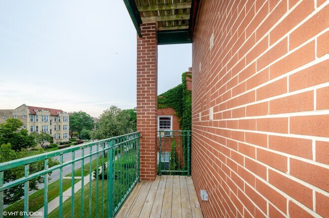 Building Photo - 140 Ridge Ave