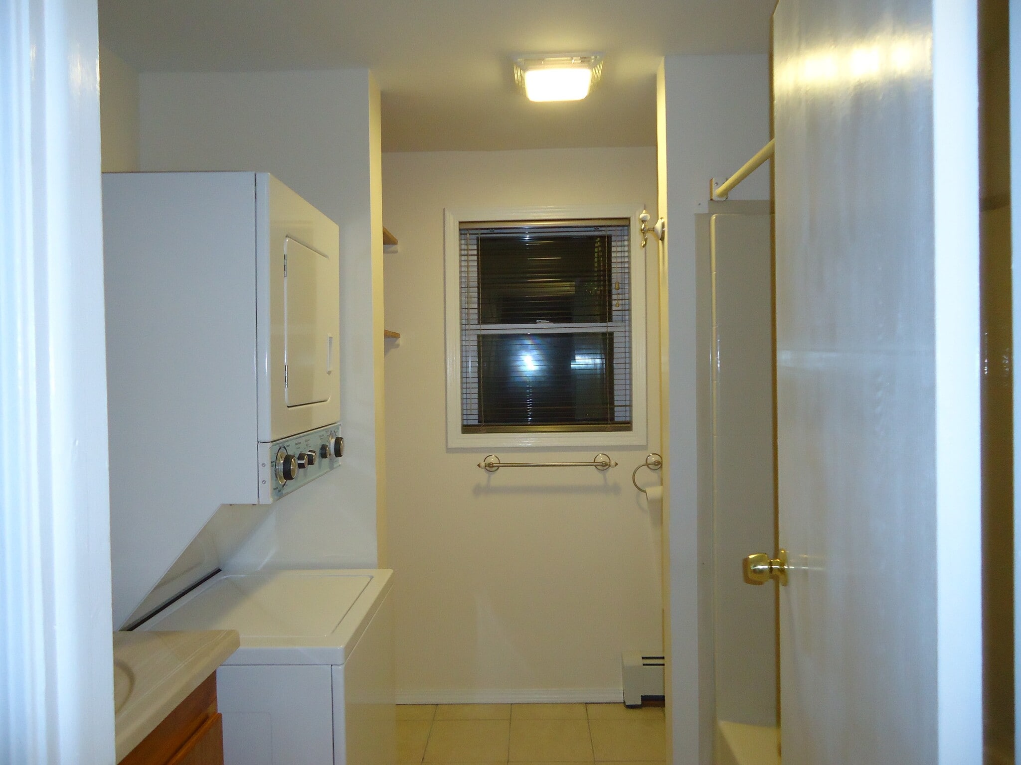 Building Photo - 24 Chilmark St