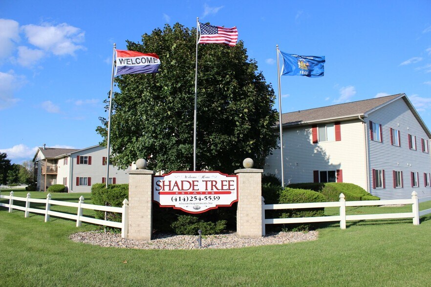 Interior Photo - Shade Tree Estates