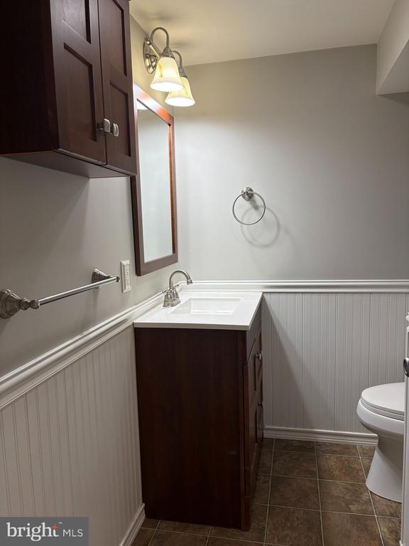 Building Photo - 1543 Cottage Ln