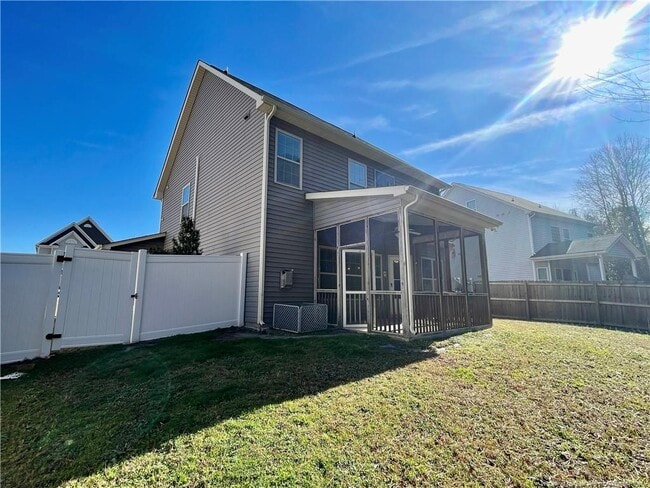 Building Photo - 144 Bicentennial Way