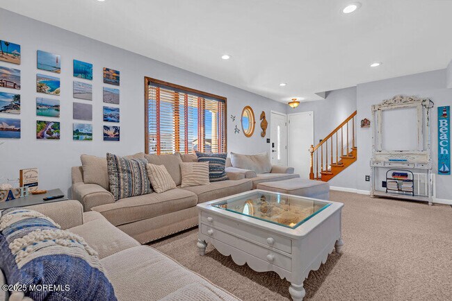 Building Photo - 826 Forepeak Dr