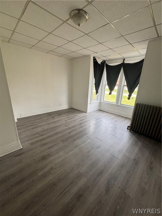 Building Photo - 1780 Falls St