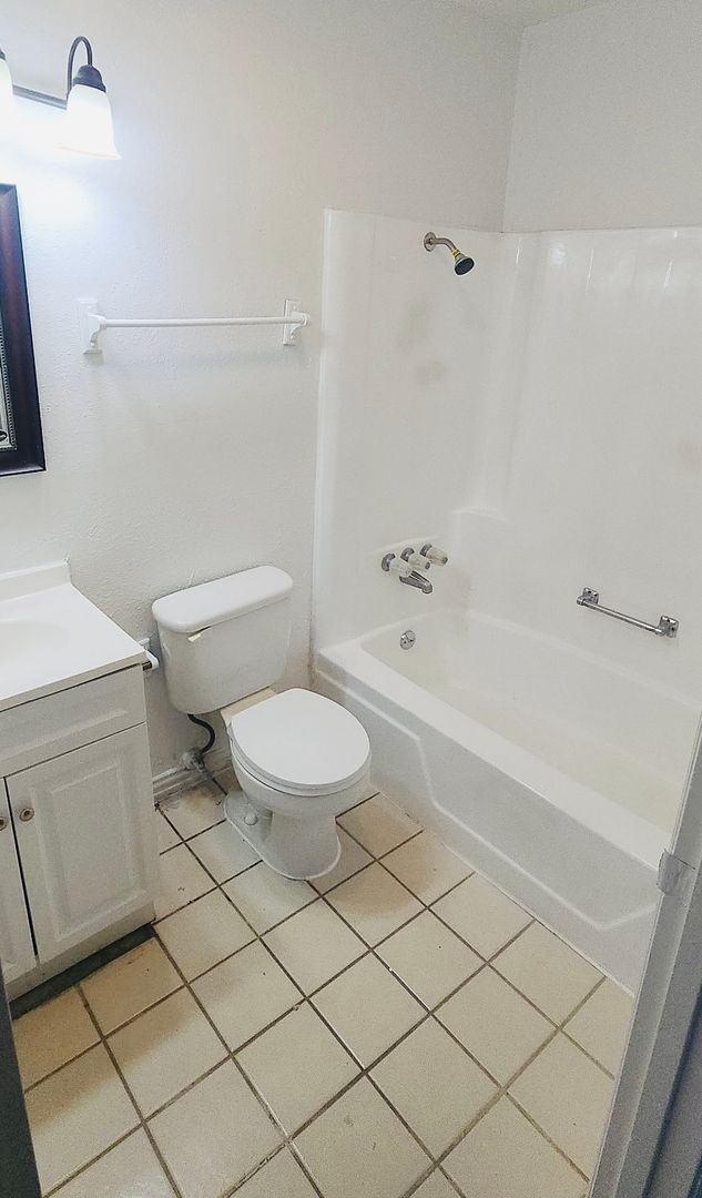 Building Photo - Beautiful 4-Bedroom Home with Pool in Carrollton – $2,700/Month