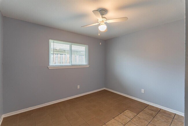 Building Photo - 4132 Boone Rd