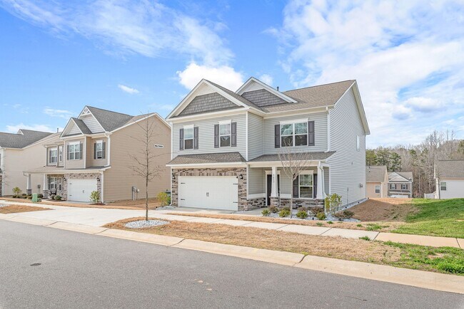 Building Photo - Beautiful 4 Bedroom Home in Gastonia