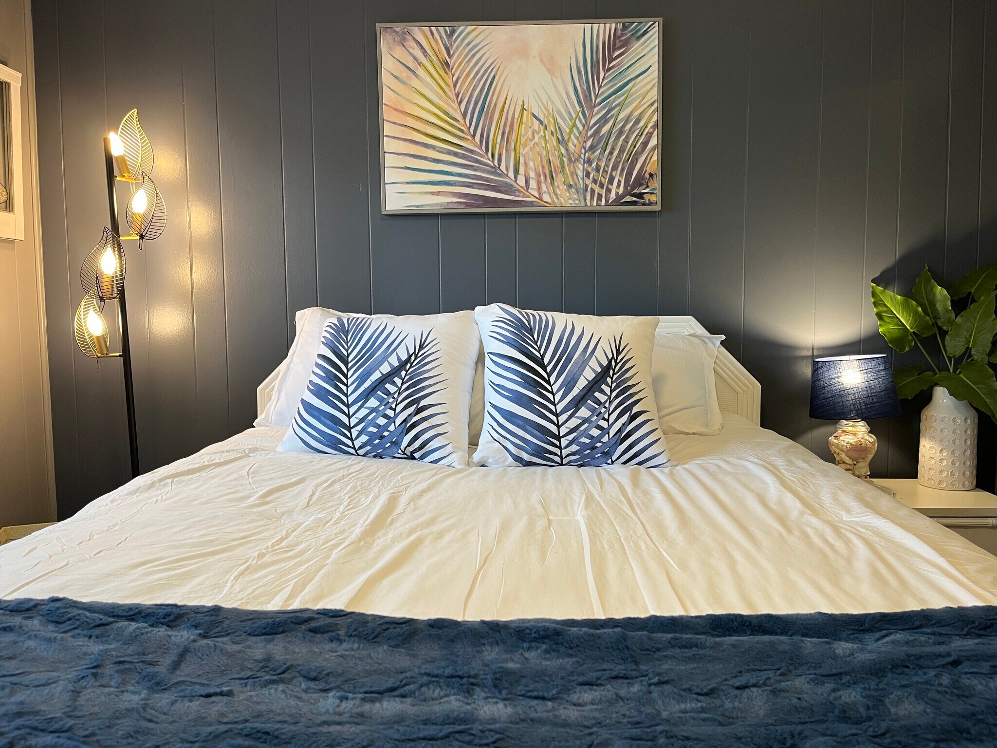 Building Photo - 1919 Spring St