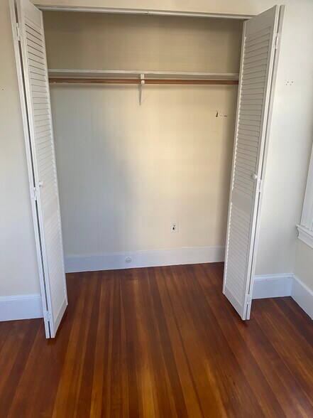 Building Photo - 20 Rhode Island Ave