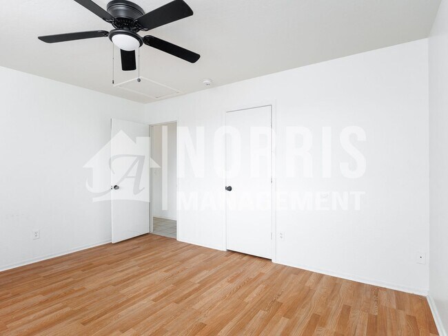 Building Photo - 10077 S Tampico Ln