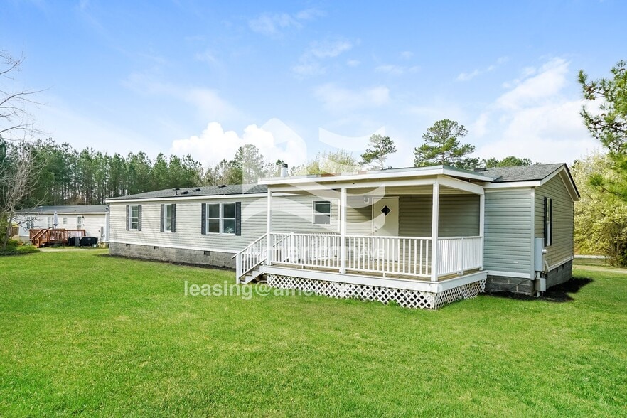 Building Photo - 1007 E River Rd