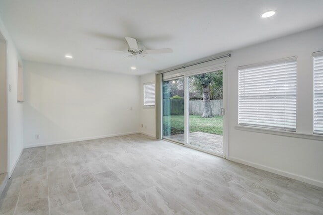 Building Photo - 5805 Grape St