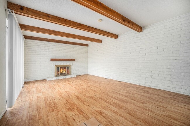 Building Photo - 9626 E Kansas Cir