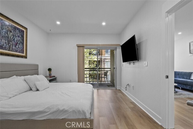 Building Photo - 24507 Town Center Dr