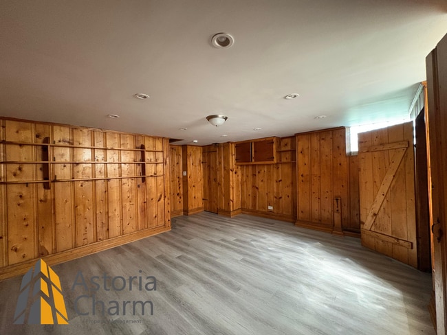 Building Photo - Warm & Welcoming 3 Bed, 2 Bath Home with C...