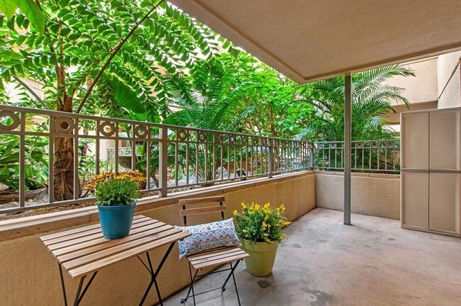 Building Photo - 1 Bedroom centrally located in Little Italy!!