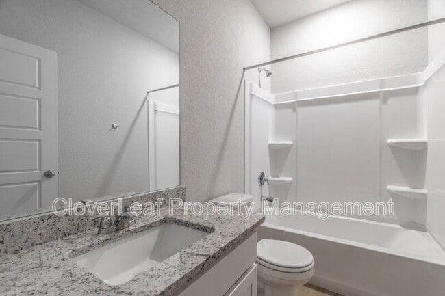 Building Photo - 311 Nespral Dr