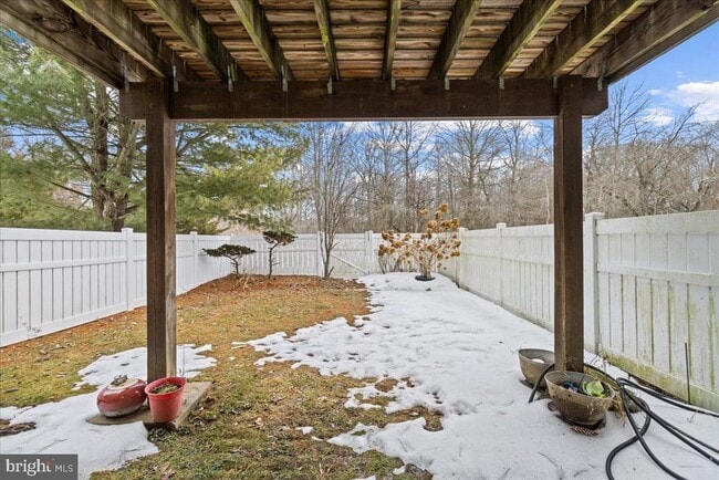 Building Photo - 14 Hearthstone Ln