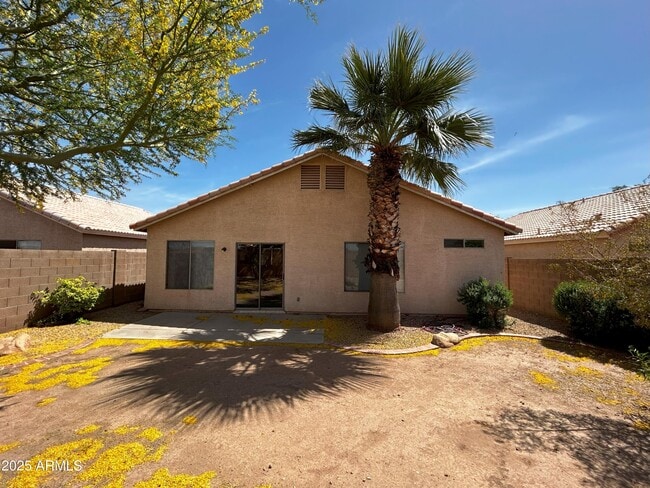 Building Photo - 6768 W Gardenia Ave