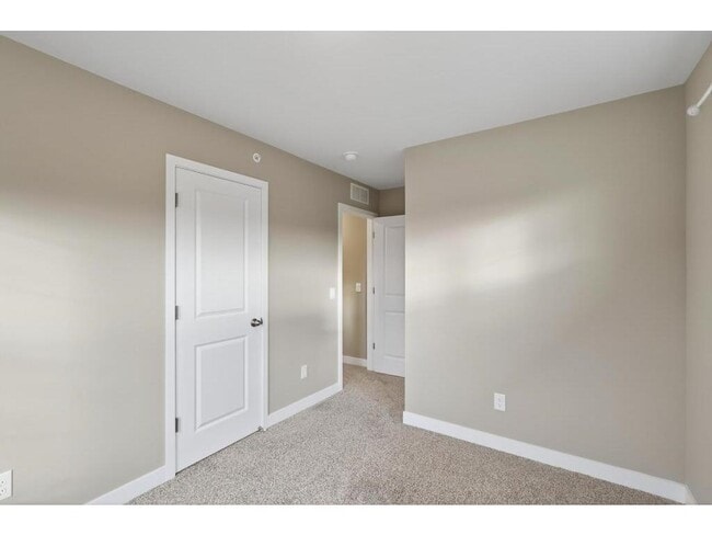 Building Photo - 6612 Hinterland Trl S