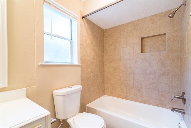 Building Photo - 20520 Youpon Ln