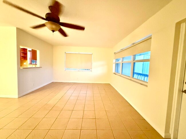 Building Photo - 22 Andover A