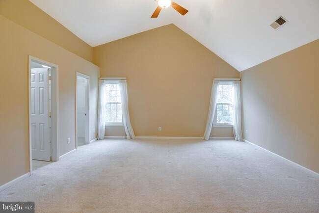Building Photo - 5105 Claybank Ln