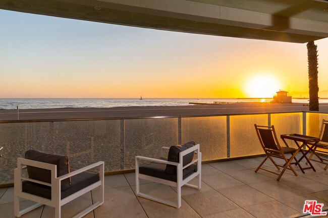 Building Photo - 6985 Trolleyway S