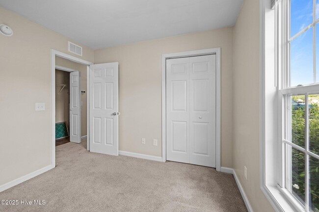 Building Photo - 176 Ashbury Park Ln