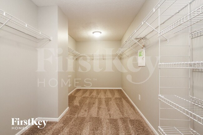 Building Photo - 5367 Misthaven Ln