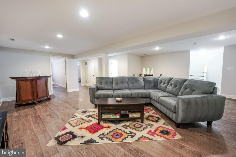 Building Photo - 5775 Westchester St