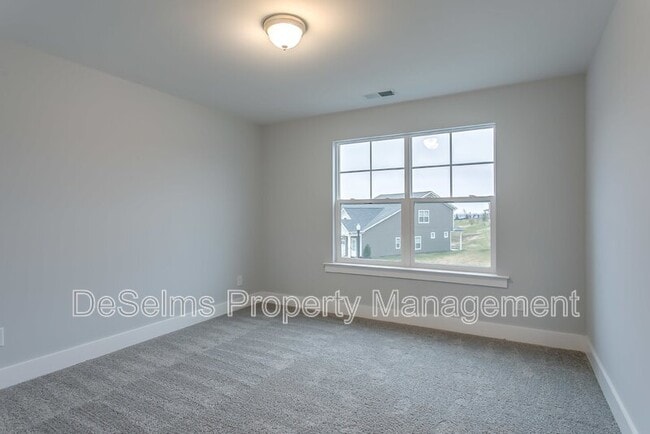 Building Photo - 5054 Gracious Dr