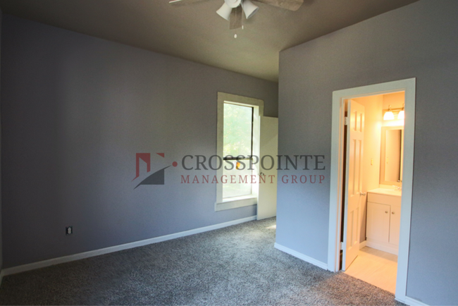 Building Photo - Versatile 2 Bedroom, 2 Bath Duplex-Tour To...