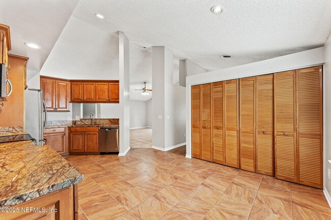 Building Photo - 8379 Chason Rd W