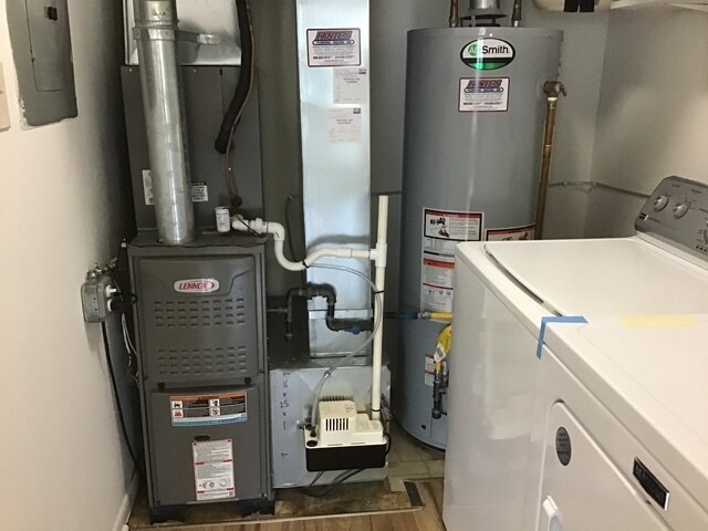 Building Photo - 304 Trinity Ct