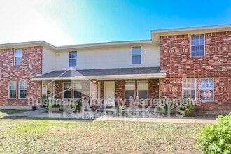 Building Photo - 1604 Inca Dr