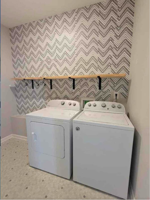 Building Photo - 329 Turney Ln