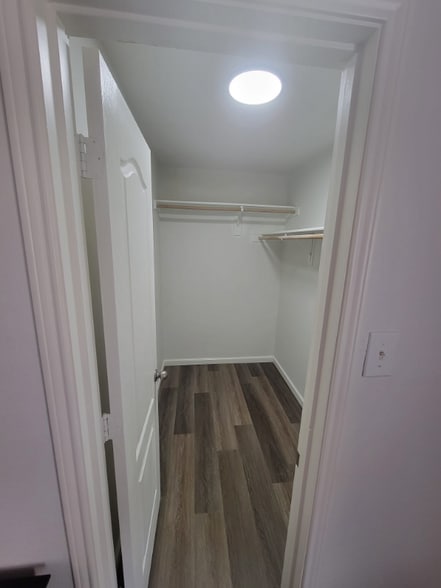 Building Photo - 2028 Valley Forge Trail