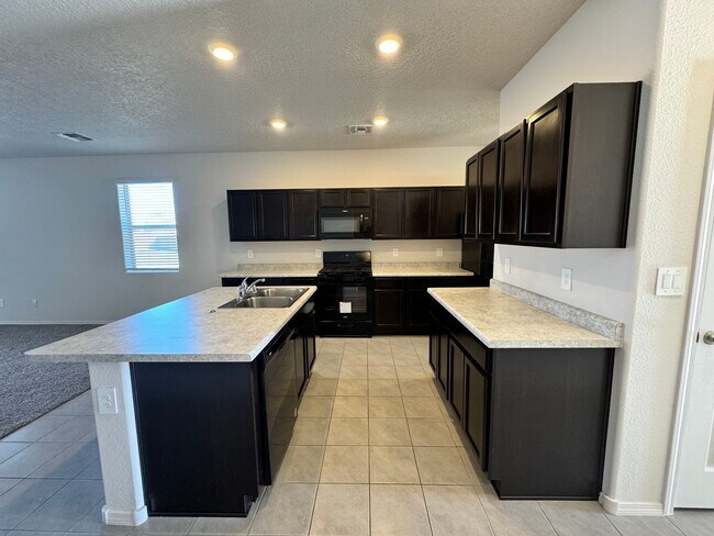 Building Photo - 771 Prairie Sage Ct SW
